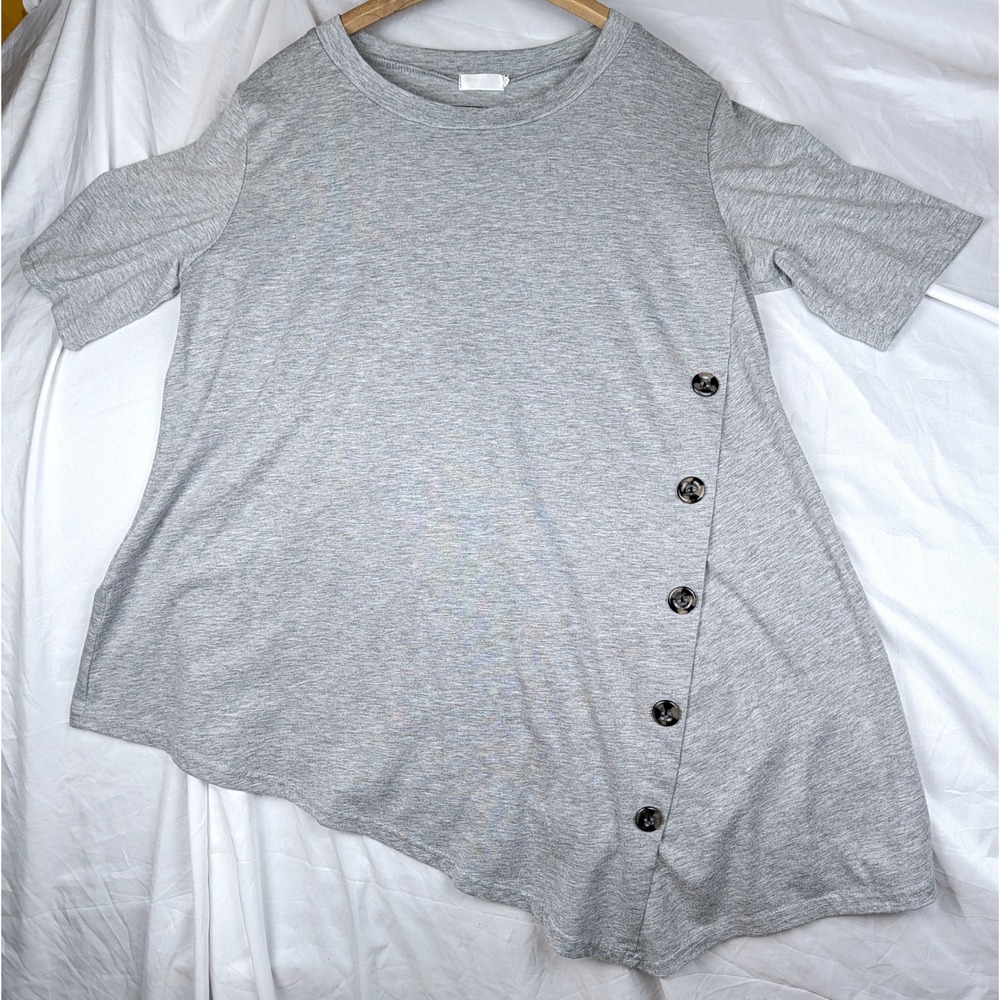 Womens Heather Grey Asymmetrical Button Trim Tunic Top Short Sleeve Crew Neck